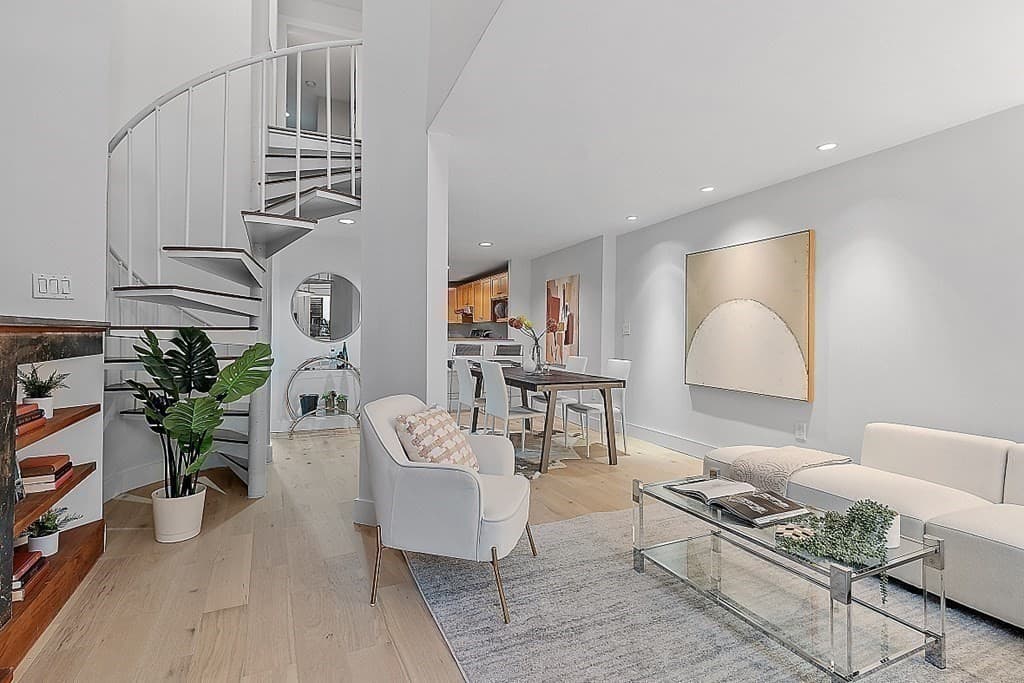 15 Cazenove Street #1