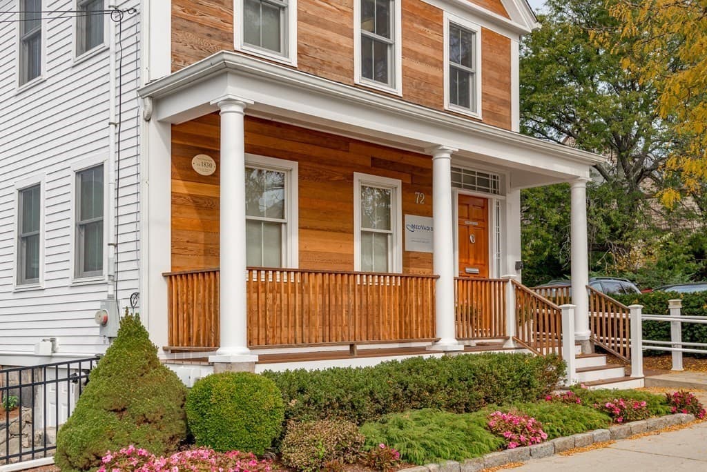 72 Mount Auburn St photo 2