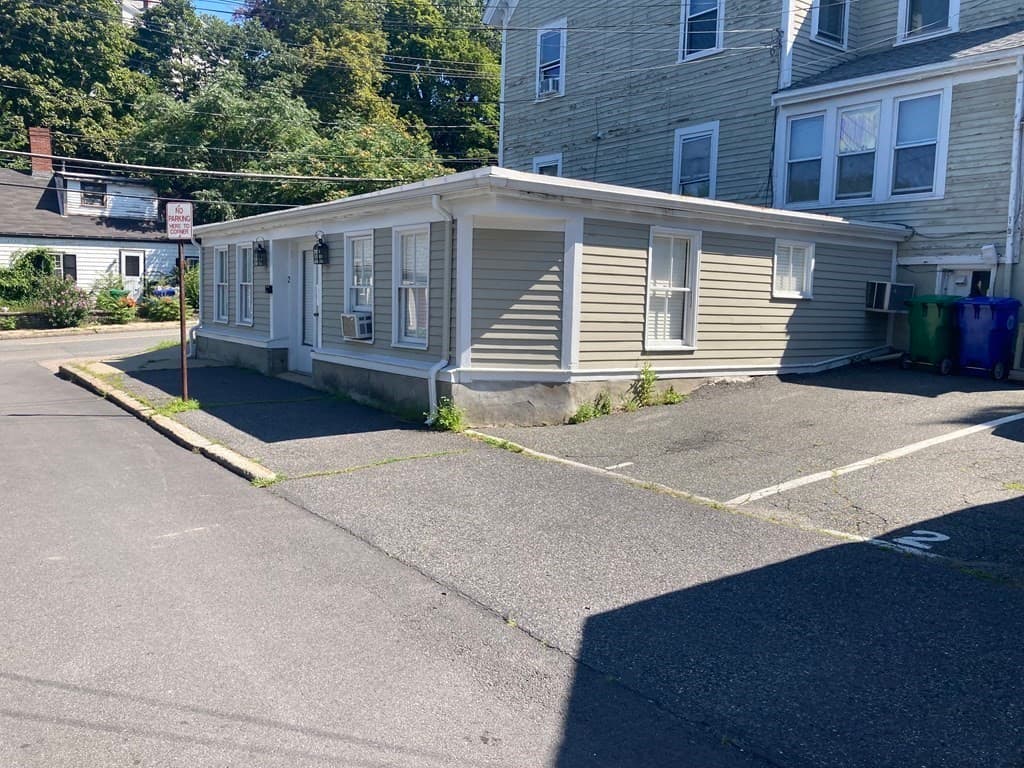 2 Hale Street