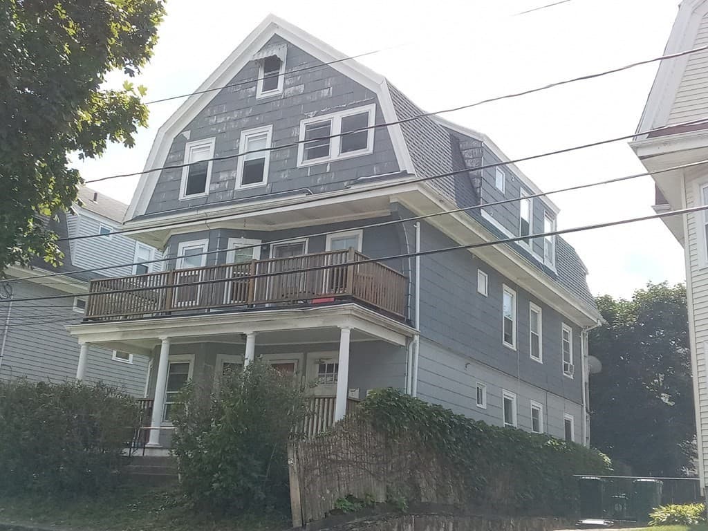 30 Irma Ave
