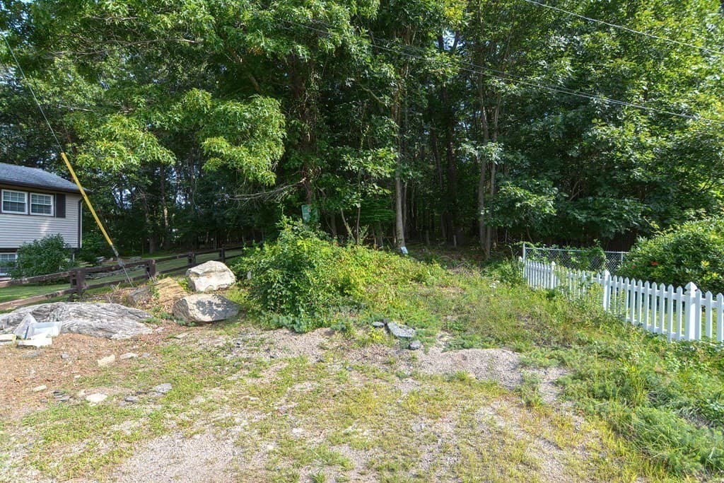 56 Park Hill Rd photo 3