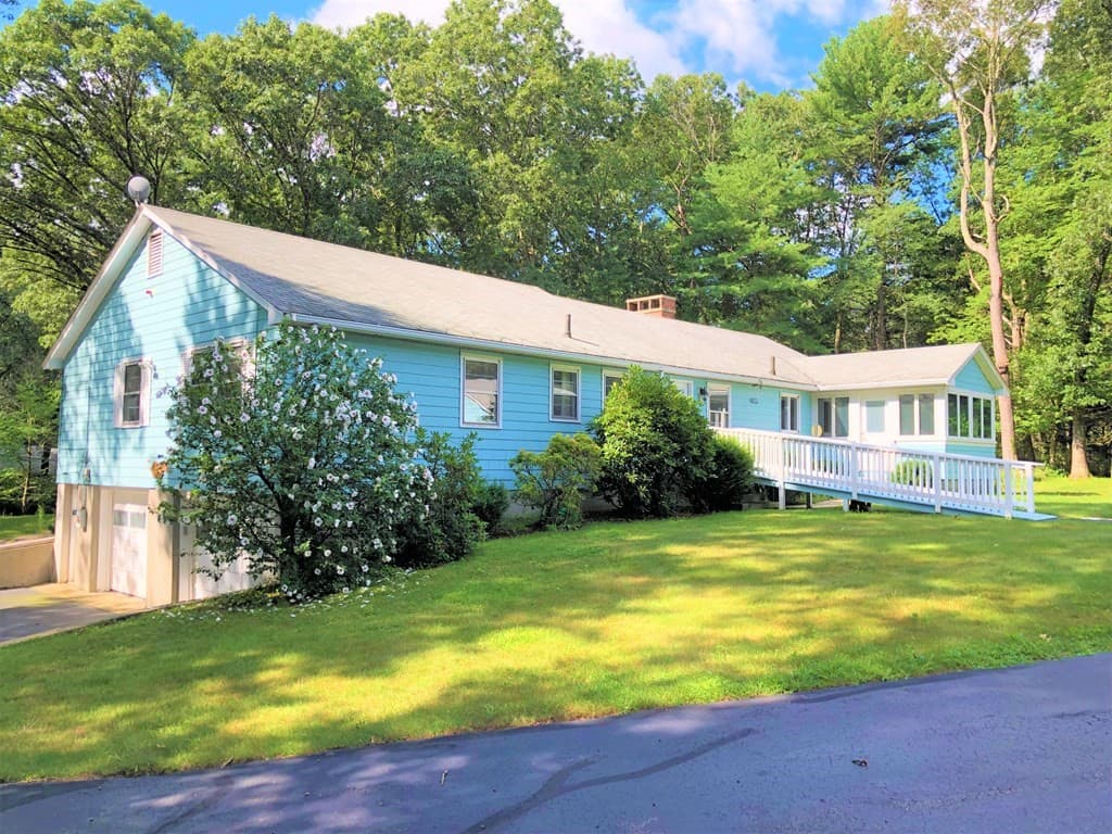 47 Deerhaven Rd photo 3