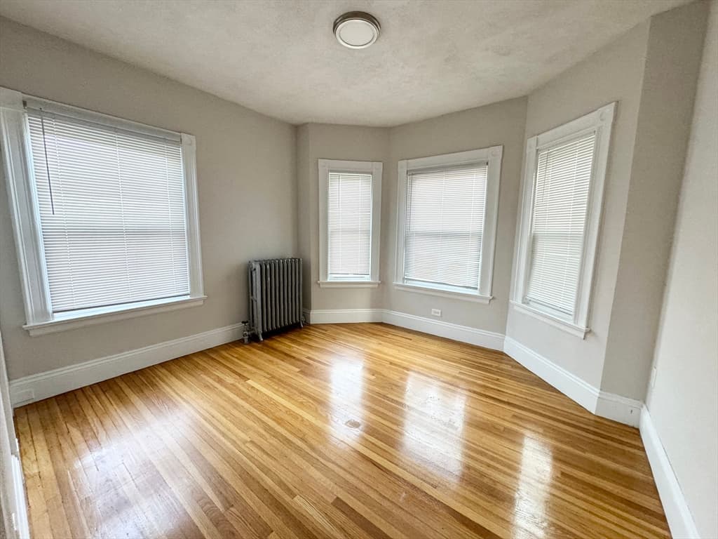 3 Mount Vernon St #2 photo 3