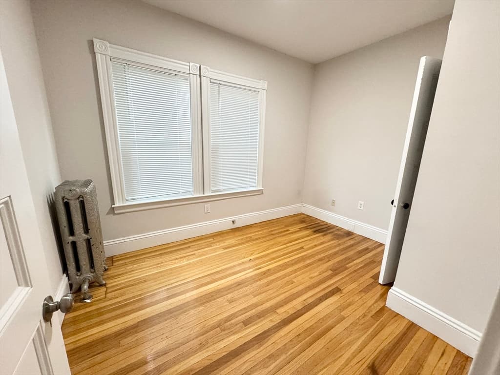 3 Mount Vernon St #2 photo 4