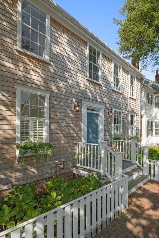 11 Pleasant Street photo 2