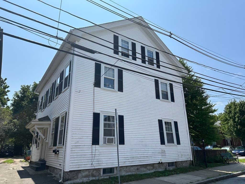 90-92 Pond Street