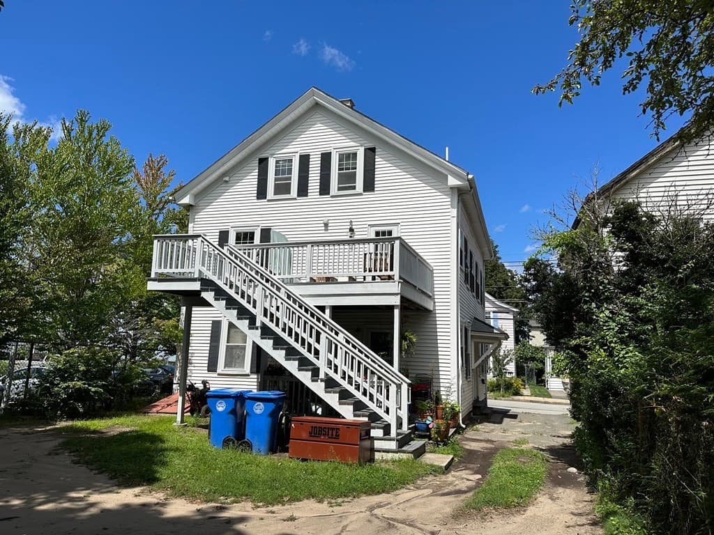 90-92 Pond Street photo 4