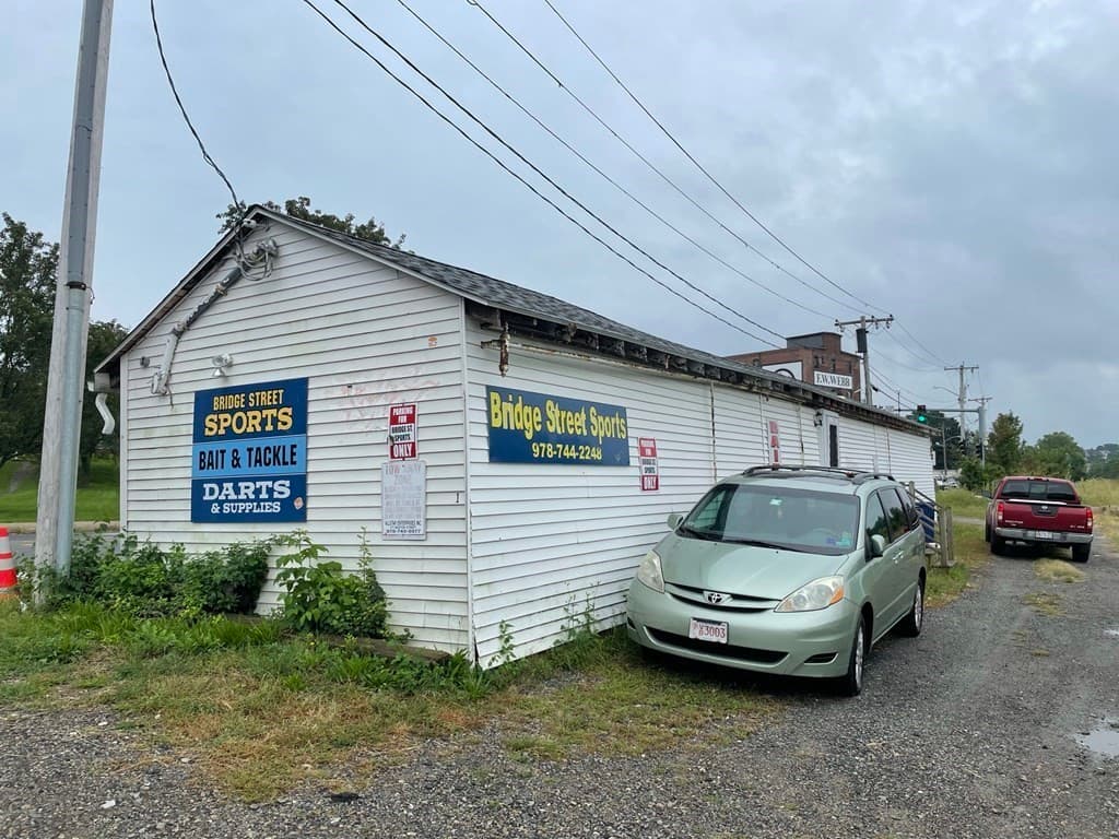 280 Bridge St photo 5