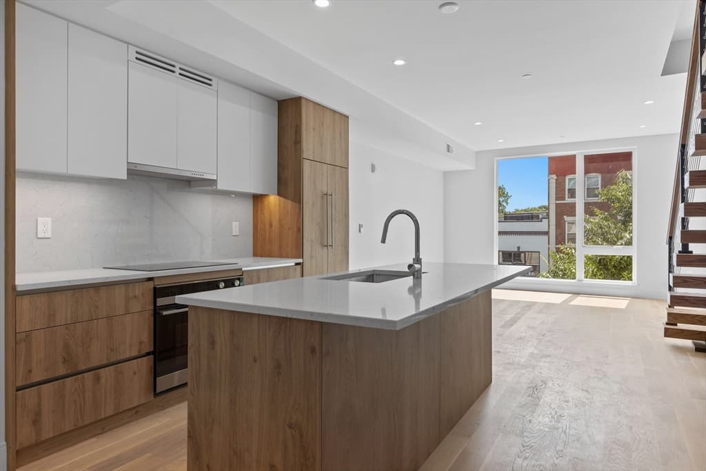1055 Cambridge Street #303