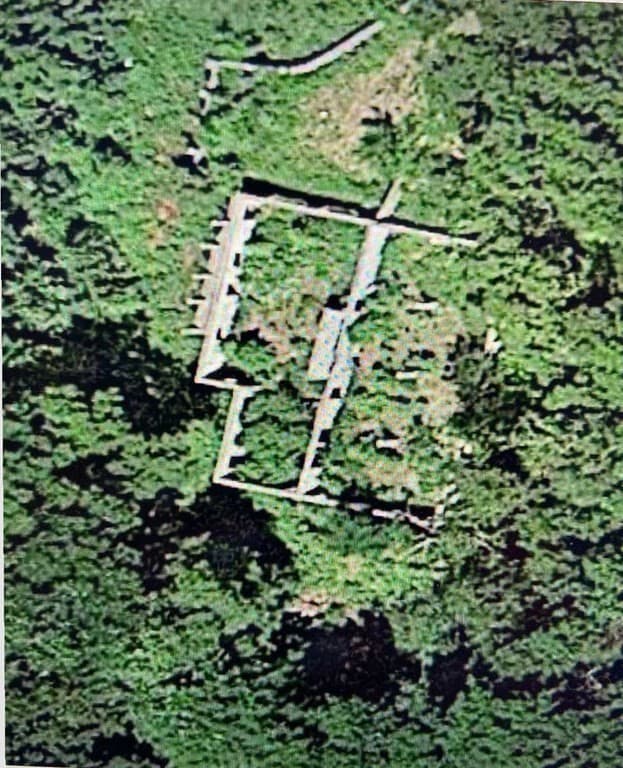 87 Burlingame Rd photo 3