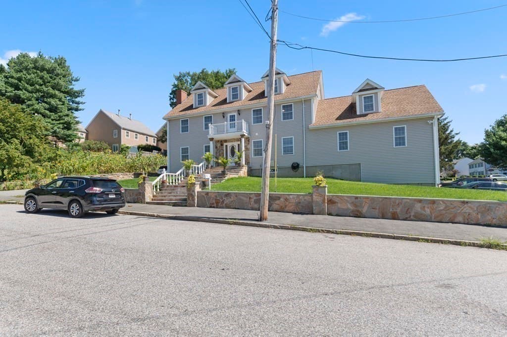 34 Wrentham Rd photo 2