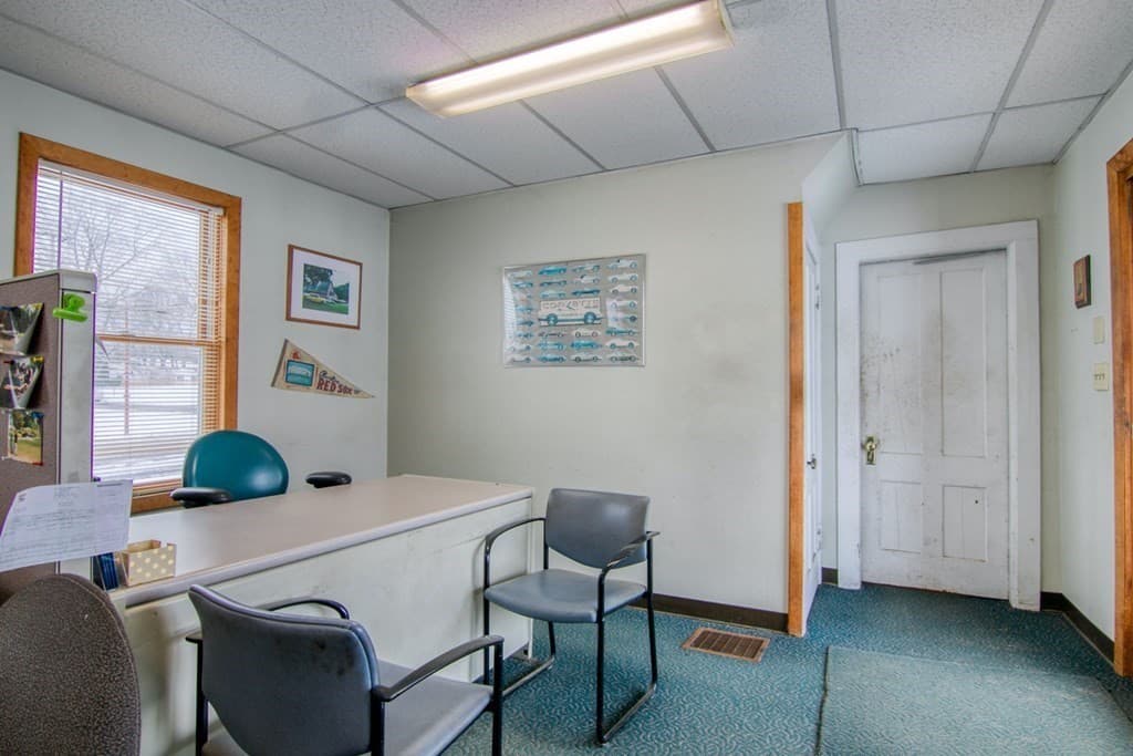 473 Holyoke St #A photo 5