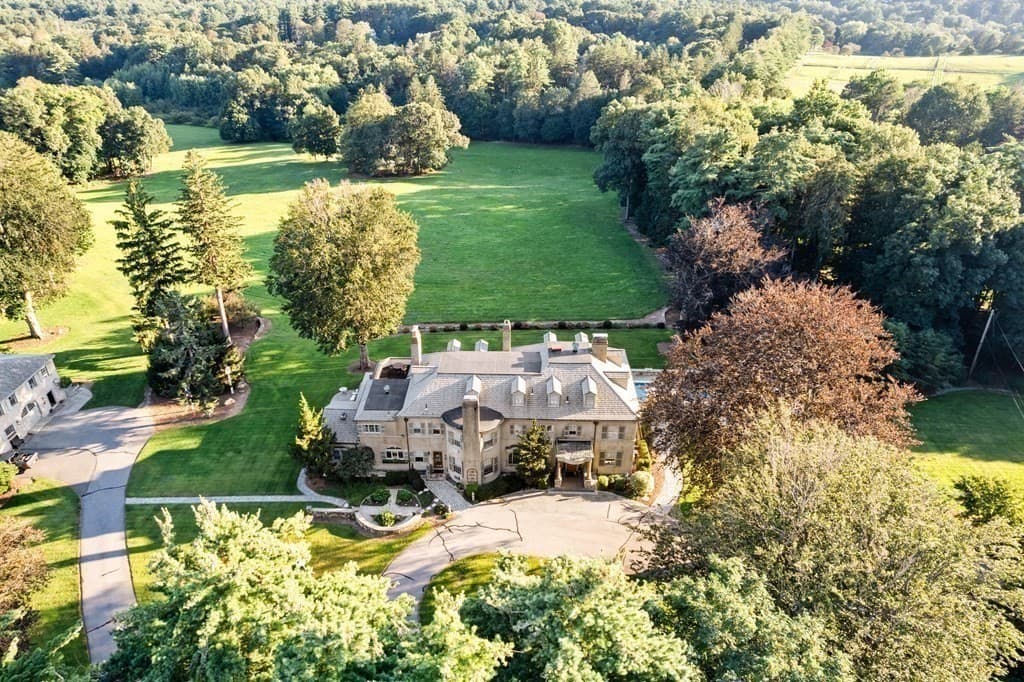 59 Walnut Road photo 3