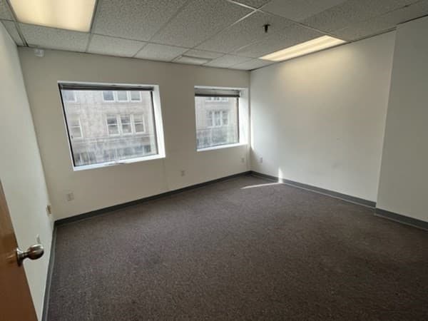 200 Lincoln St #404 photo 5