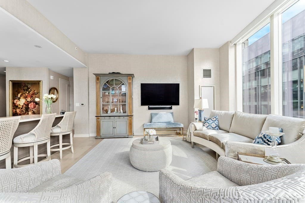 1 Franklin St #1003 photo 3