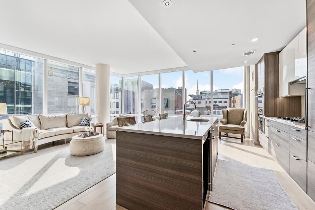 1 Franklin St #1003