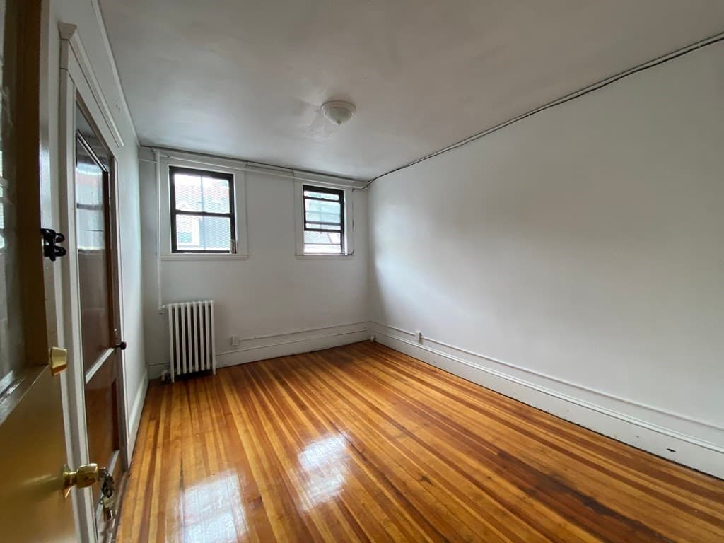 1439 Dorchester Ave #Rm 2 photo 5