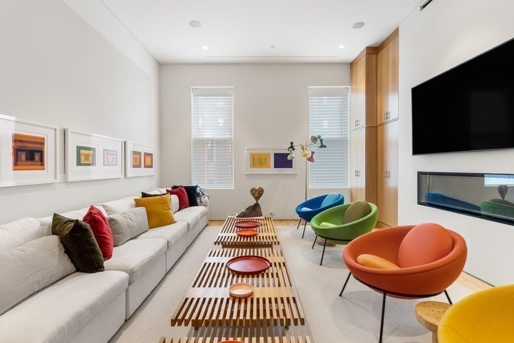 126 Marlborough St