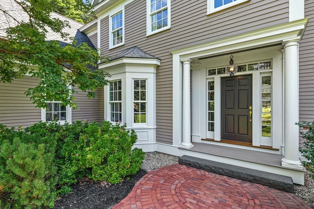 15 Essex Street photo 3