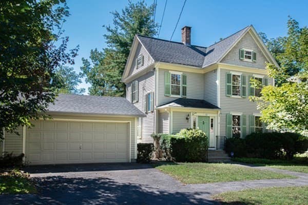 24 Ward Ave photo 2