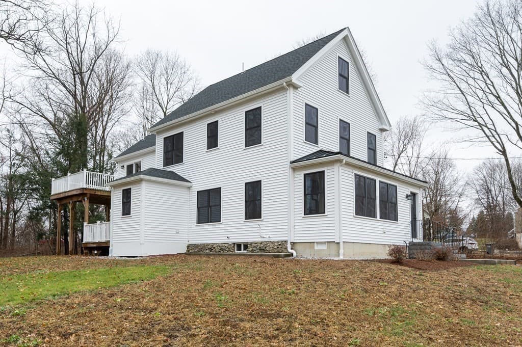 297 Main St