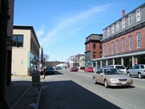30 Main St #4 photo 3