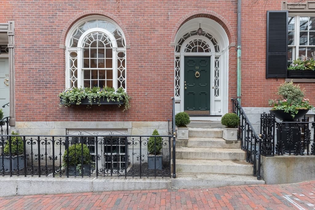 53 Chestnut St