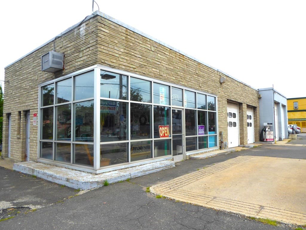 32-36 Canal Street photo 3