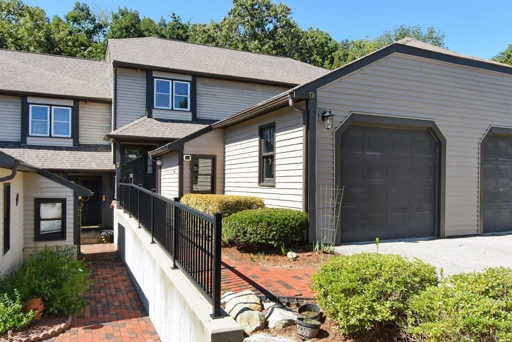 17 Highfield Rd #C