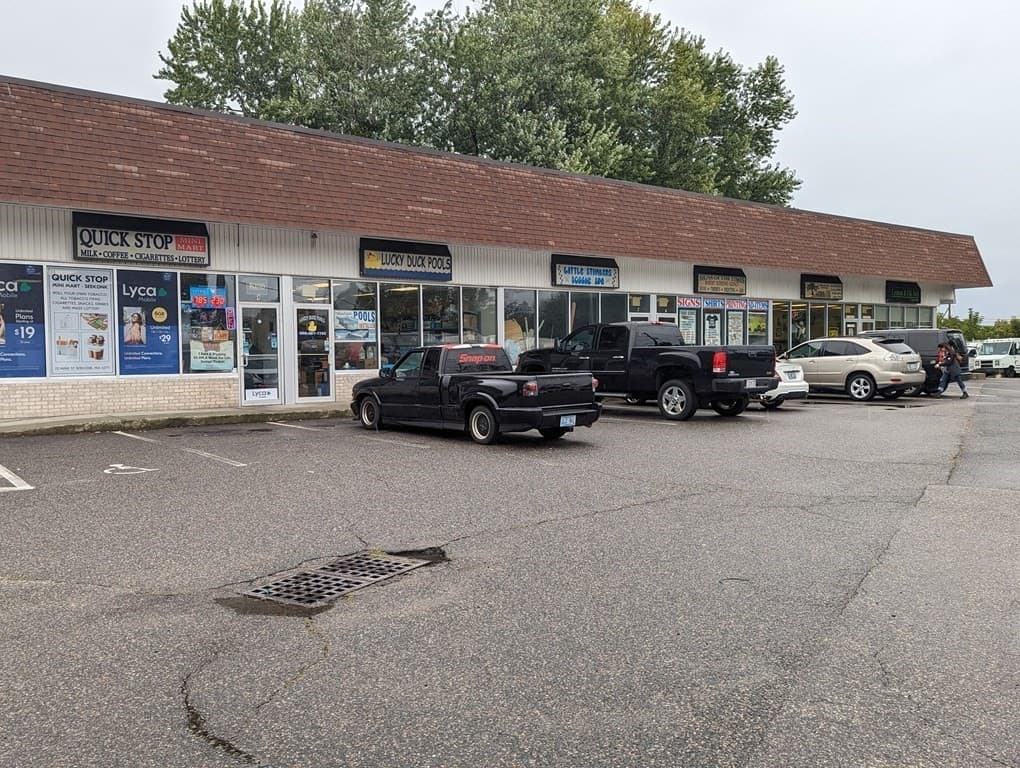 68 Mink St photo 2