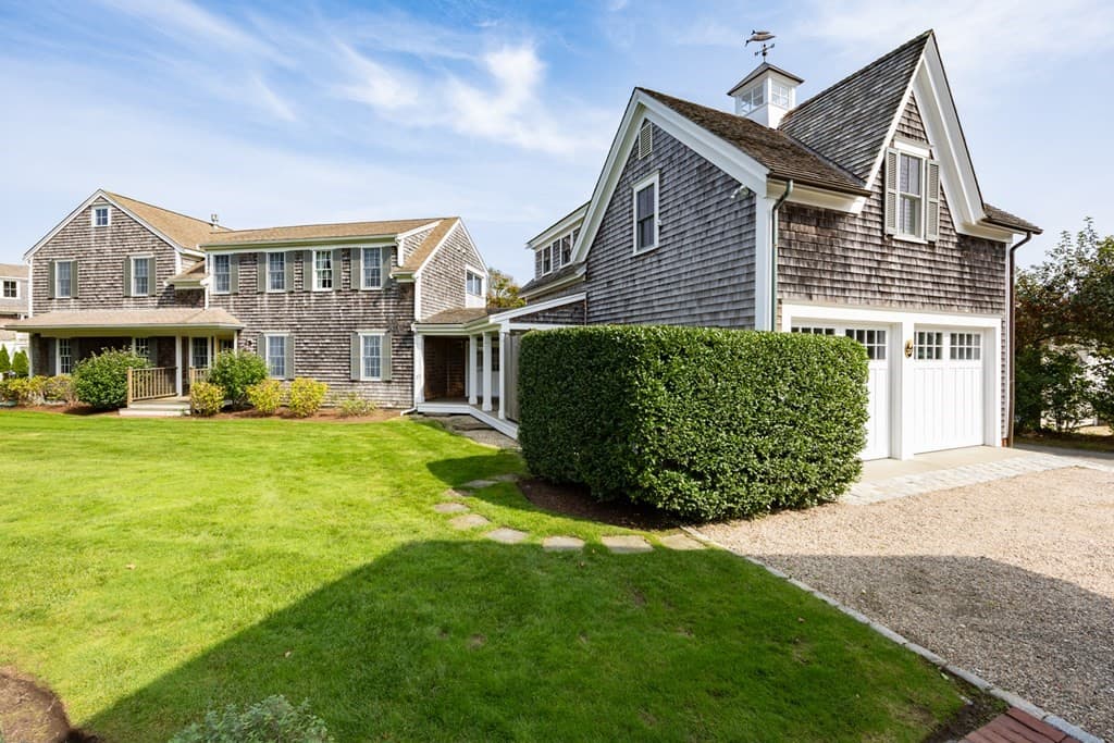 326 - 324 Main Street photo 2