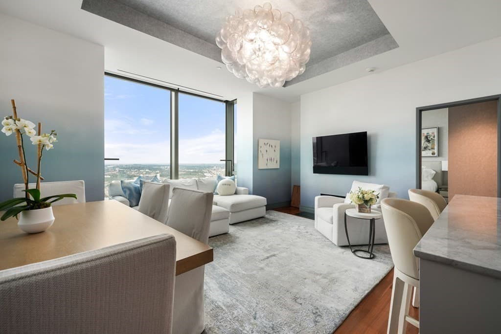 1 Dalton St. #4605 photo 2