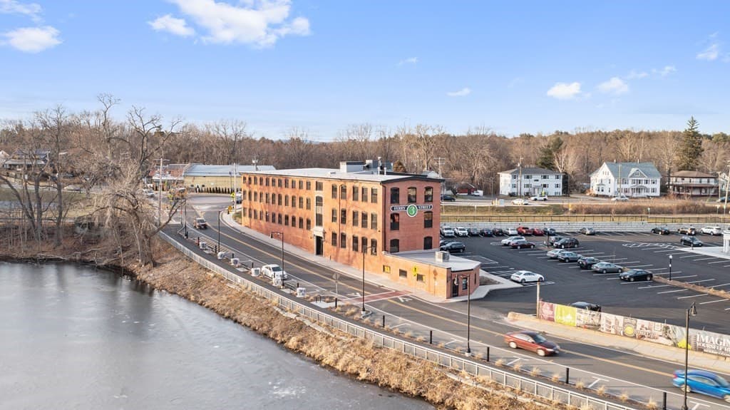 3 Ferry Street #408