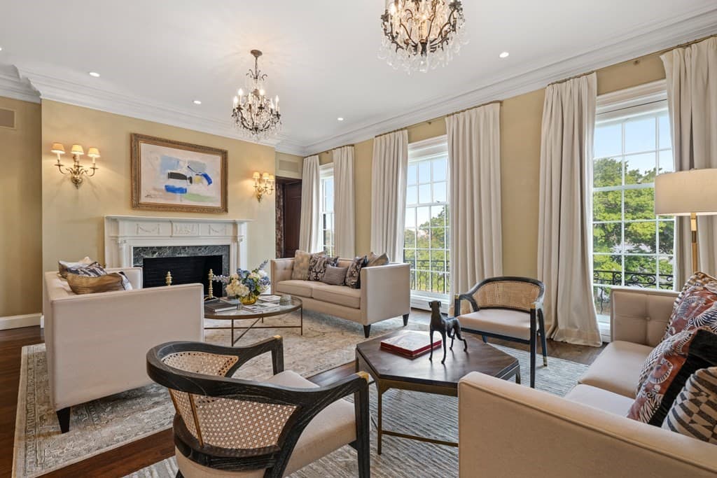 370 Beacon Street #3