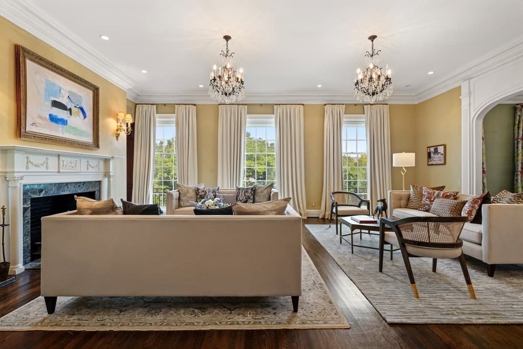 370 Beacon Street #3 photo 4