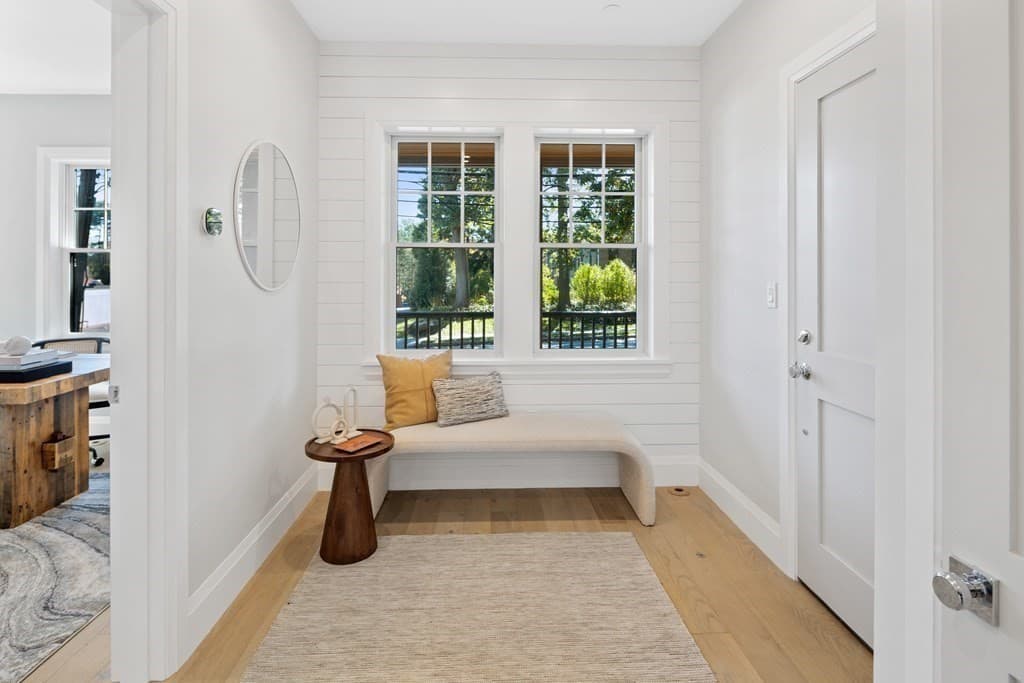 144 Linden St #A photo 4