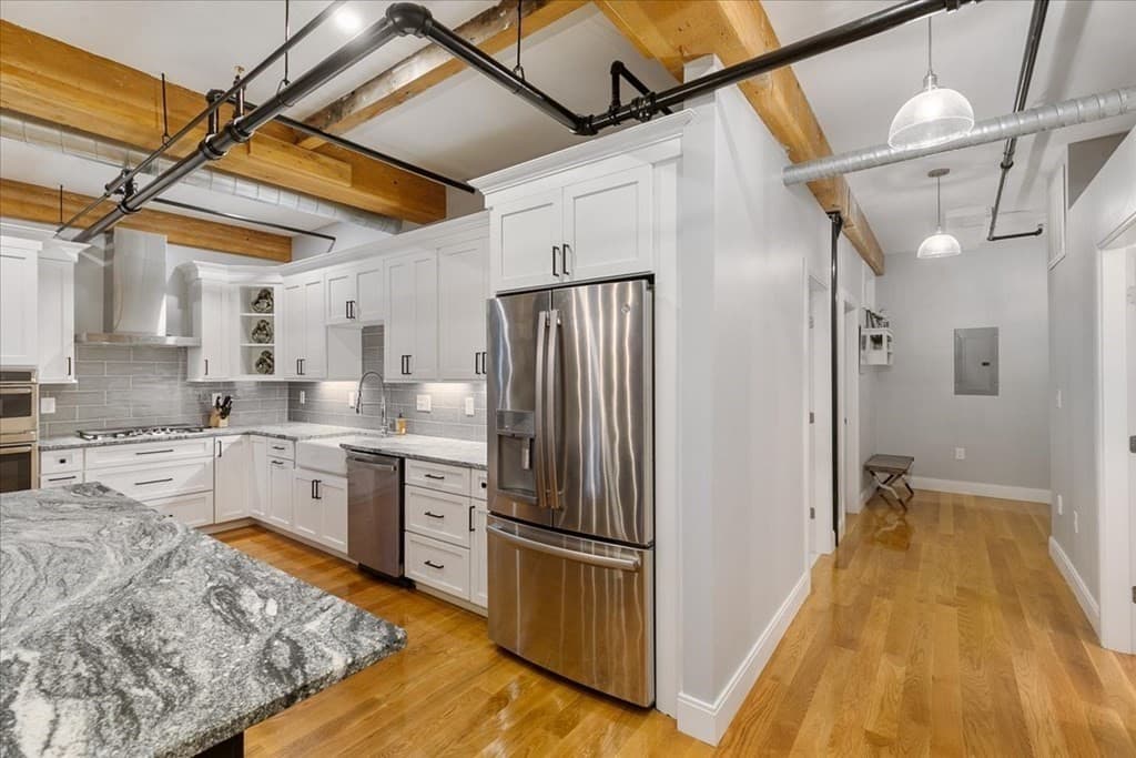 17 Kearney Sq. #203 photo 3