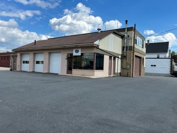 61 Central St