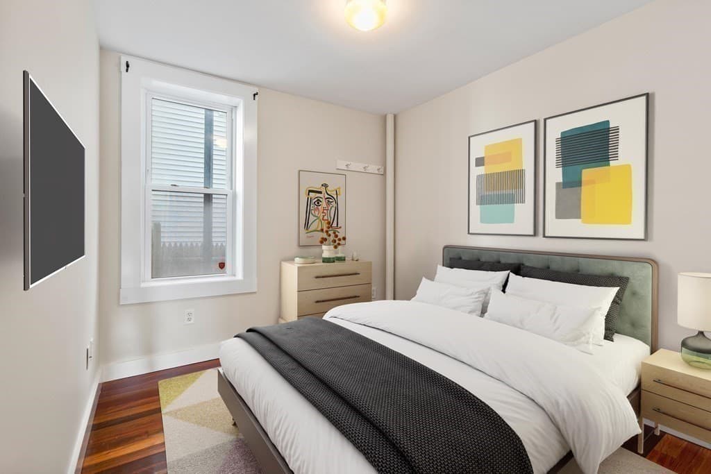 325 Dorchester St #1 photo 2