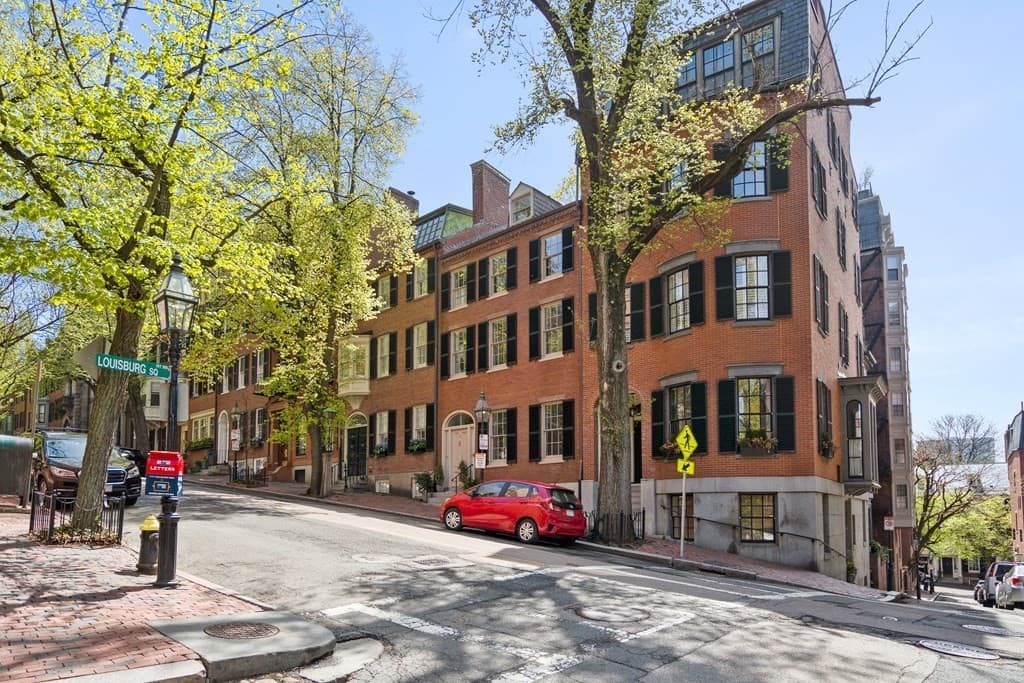 86 Mount Vernon St
