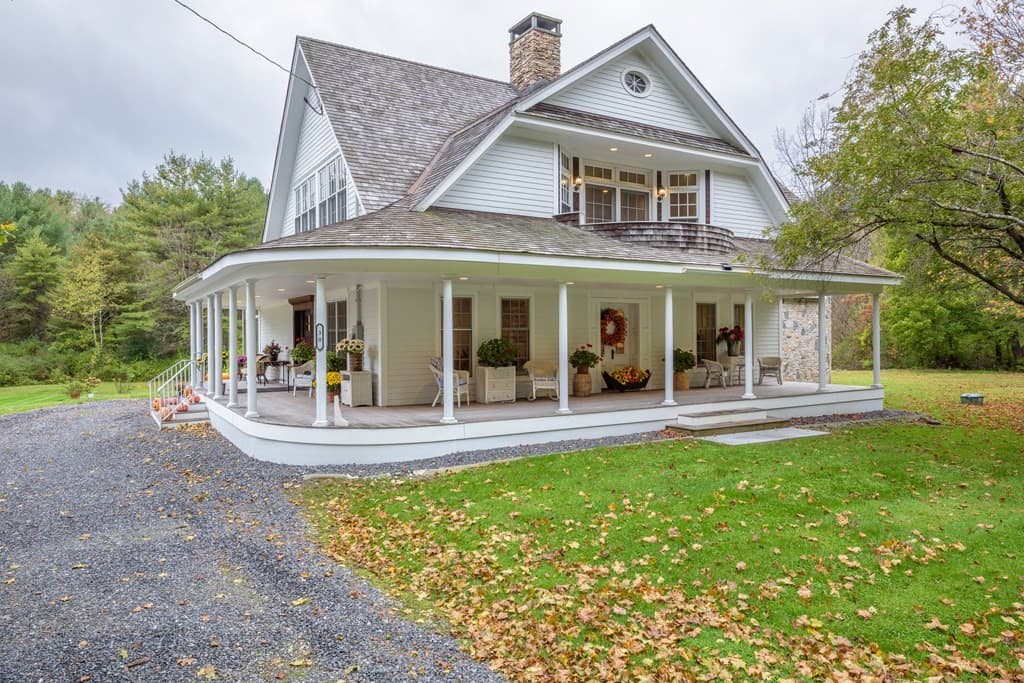 30 Great Barrington Rd