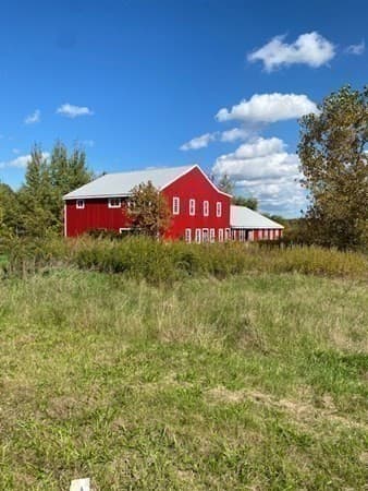 27 Hollow Road