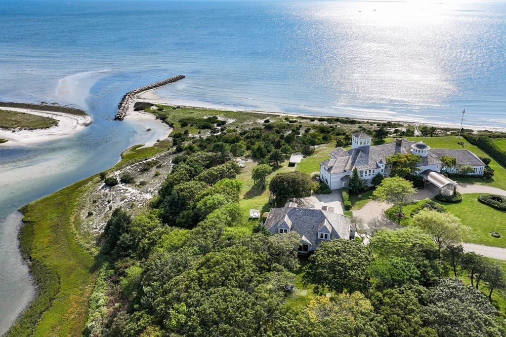 251 Green Dunes