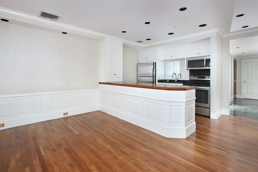 2 Commonwealth Ave #11H photo 4