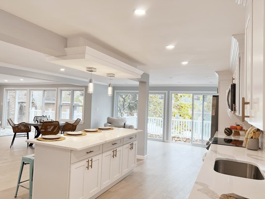 63 White Ave photo 5