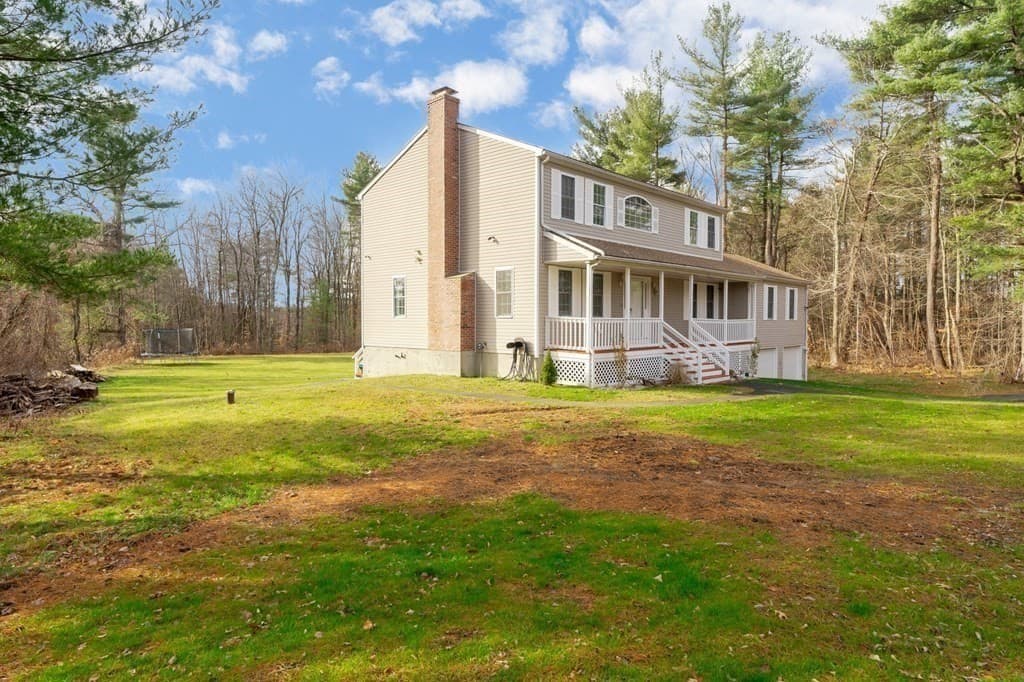 473 Whittemore St photo 5