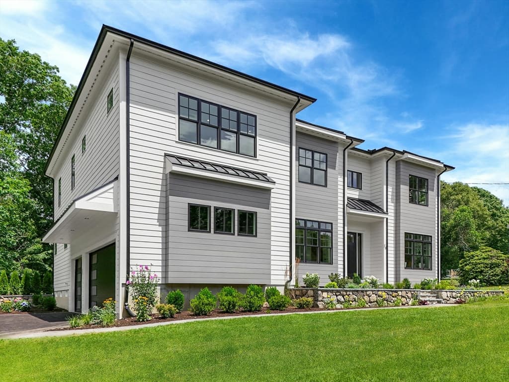 24 Winchester Drive photo 2