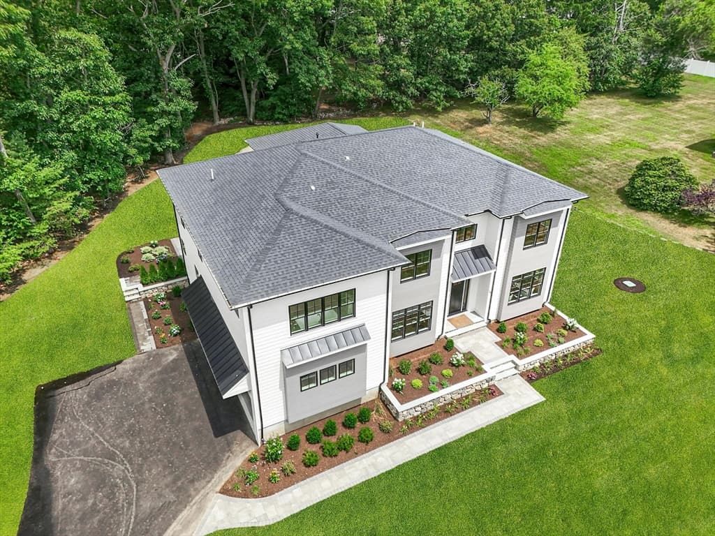 24 Winchester Drive