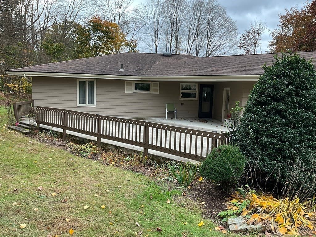 82 Hardwick Road photo 5