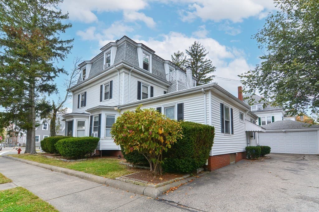 62 Nahant Street photo 2